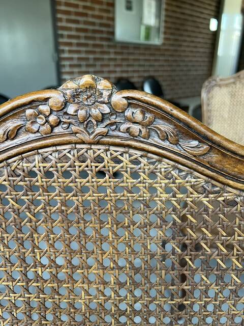 SET OF 6 LOUIS XV CANED CHAIRS IN WALNUT