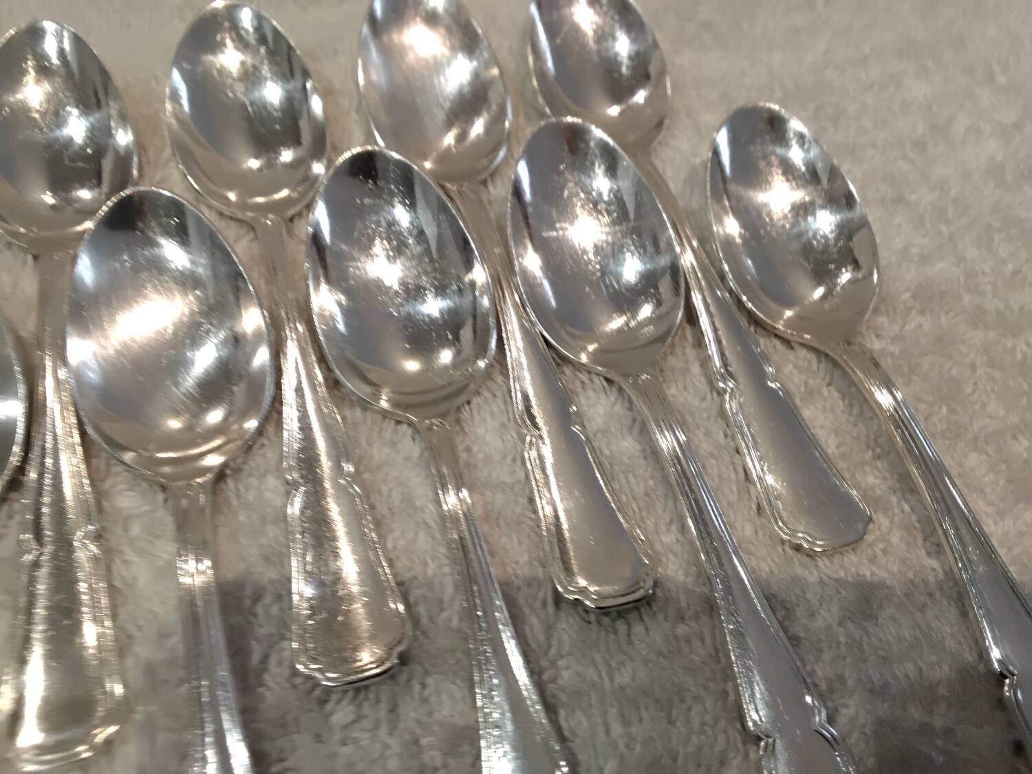 12 silver-plated metal mocha spoons by silversmith Guillaumot, Contours 11.6cm