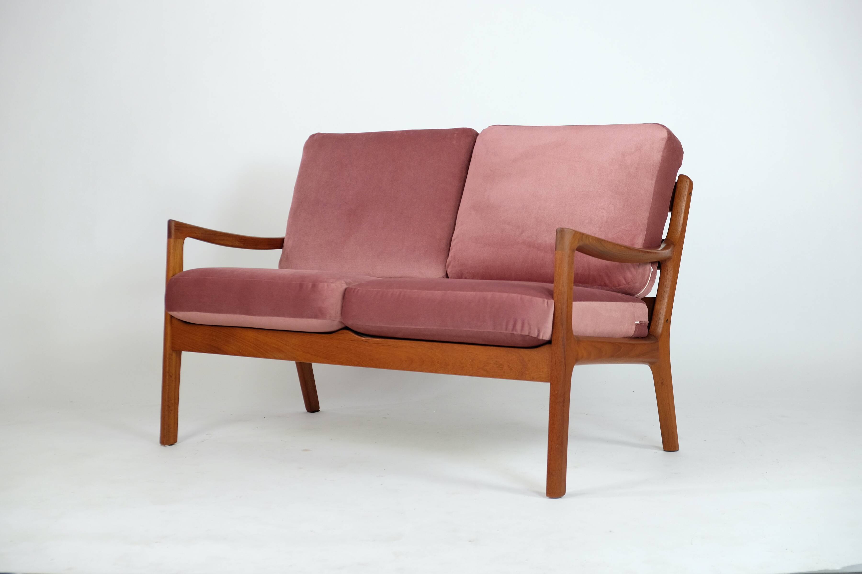 Danish Teak 2-Sitzer Sofa 'Senator' von Ole Wanscher für Cado