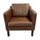 Fauteuil danois en cuir marron à dossier bas 1960