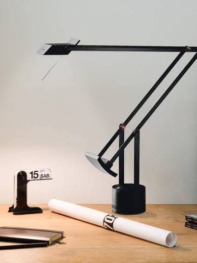 Tizio lamp by richard sapper for artémide