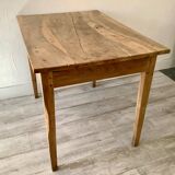 Farm table