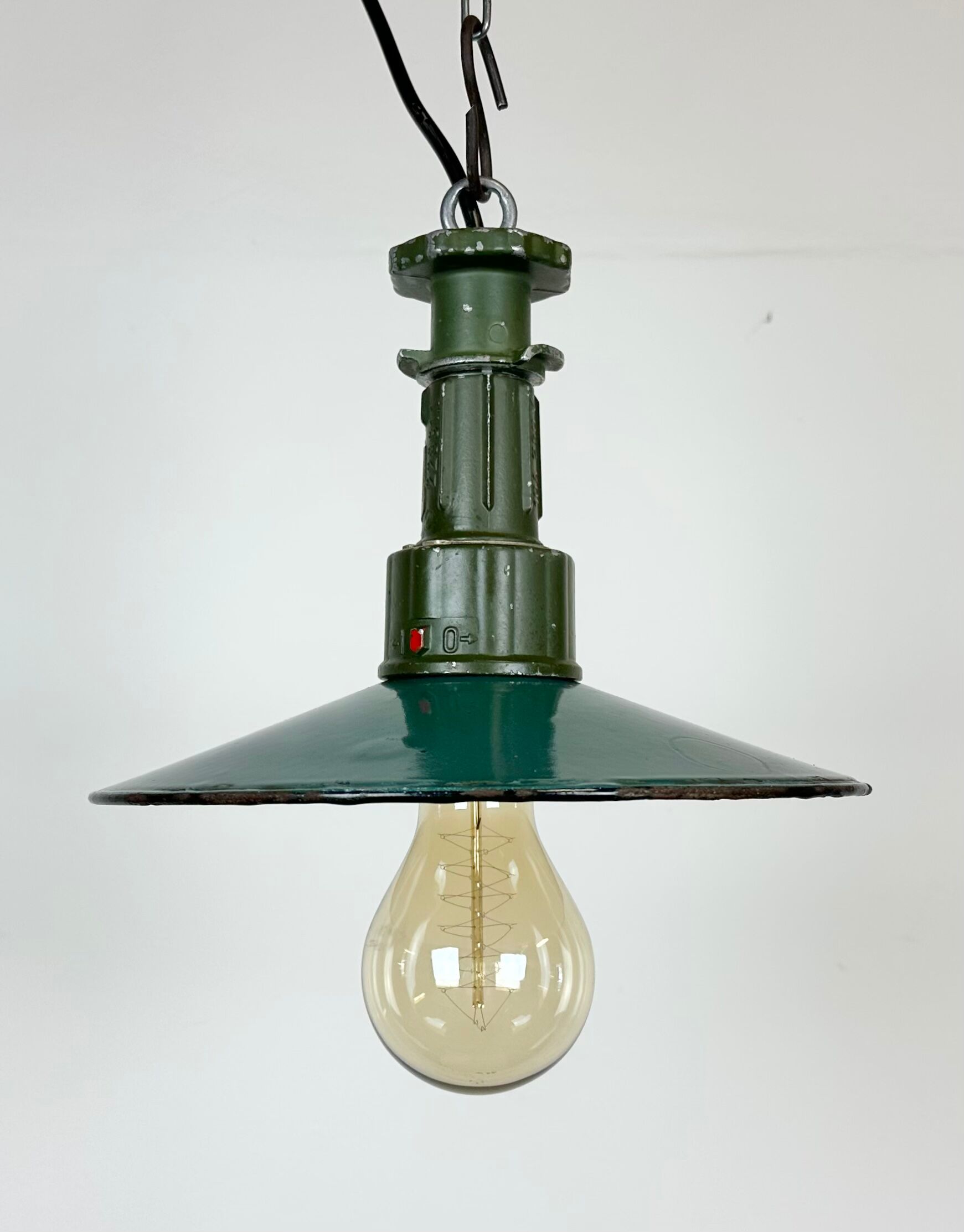 Industrial Green Enamel Pendant Lamp with Cast Aluminium Top, 1960