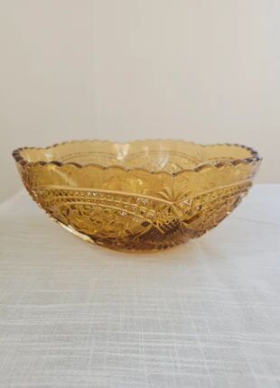Vintage pressed glass salad bowl amber Belgium - Art Deco style