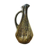 Sandstone pitcher