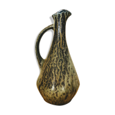 Sandstone pitcher