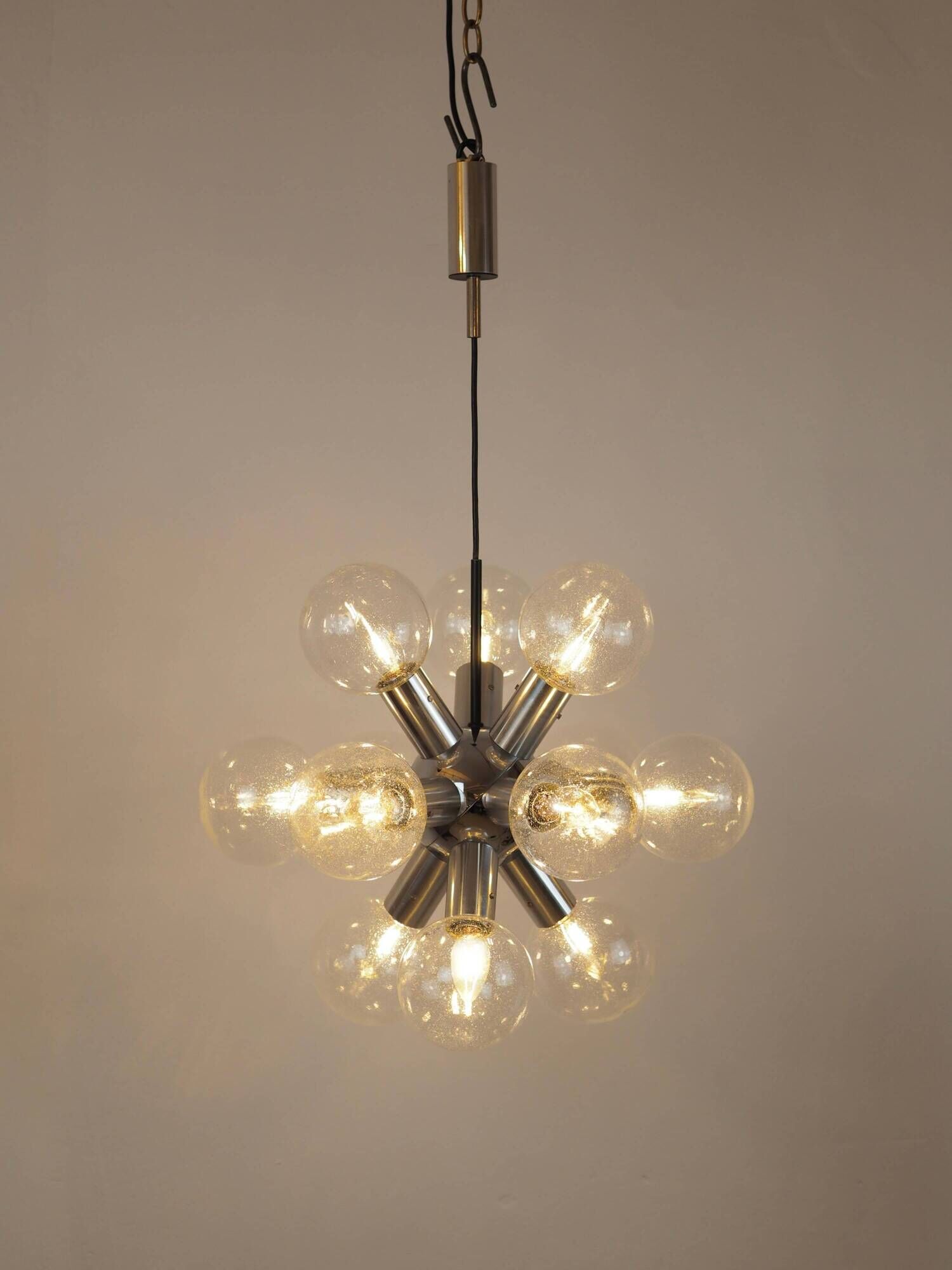 Lustre "Atomium" in the shape of Sputnik by J.T. AGE Kalmar, 1960s.