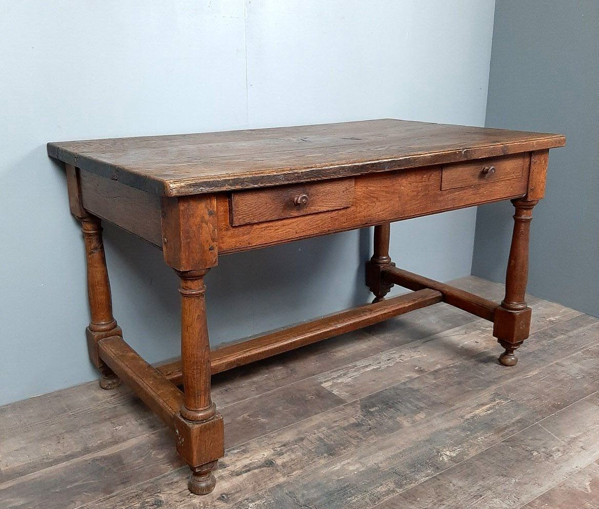 Table de ferme rustique époque Louis XIII en chêne vers 1700