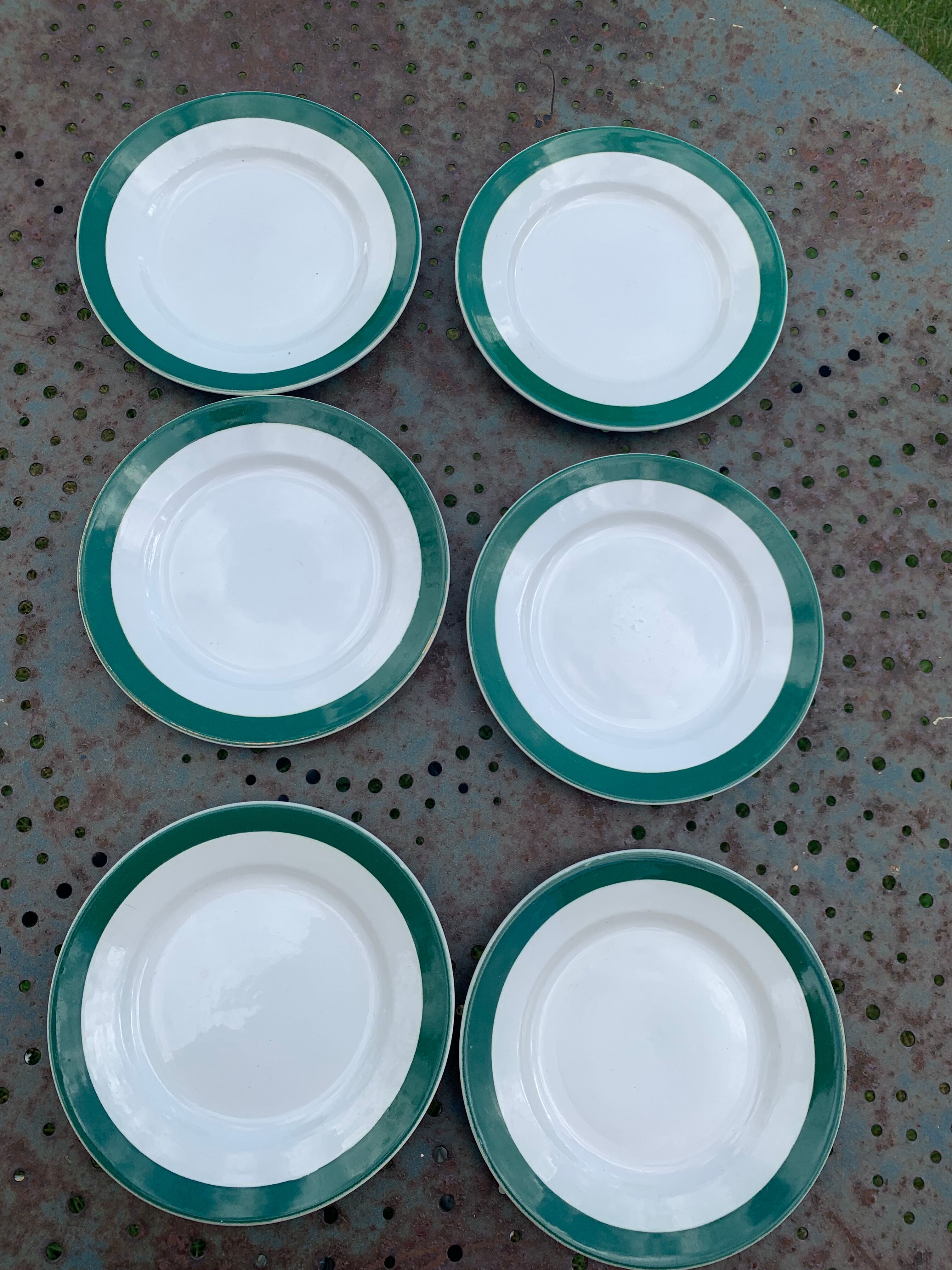 6 flat plates in white earthenware and green edging Digoin Sarreguemines vintage