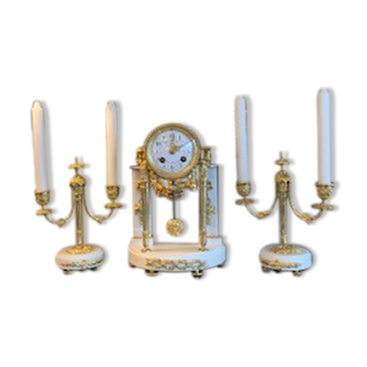 Garniture de cheminée