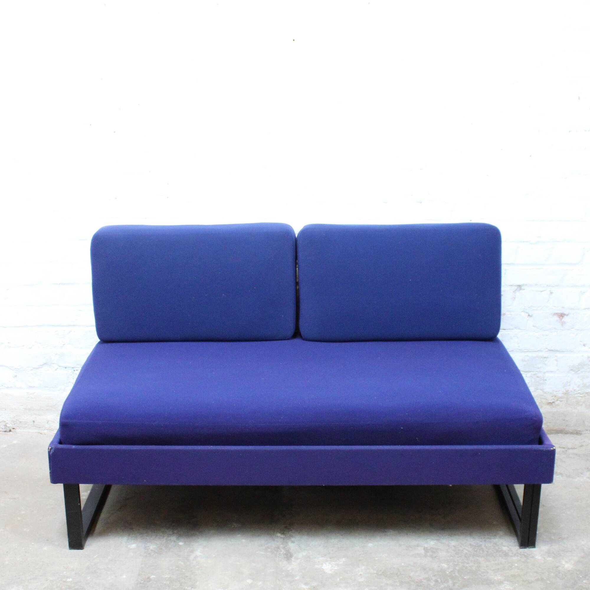 Single sofa bed model "62" by Pierre Guariche for Meurop 1960s