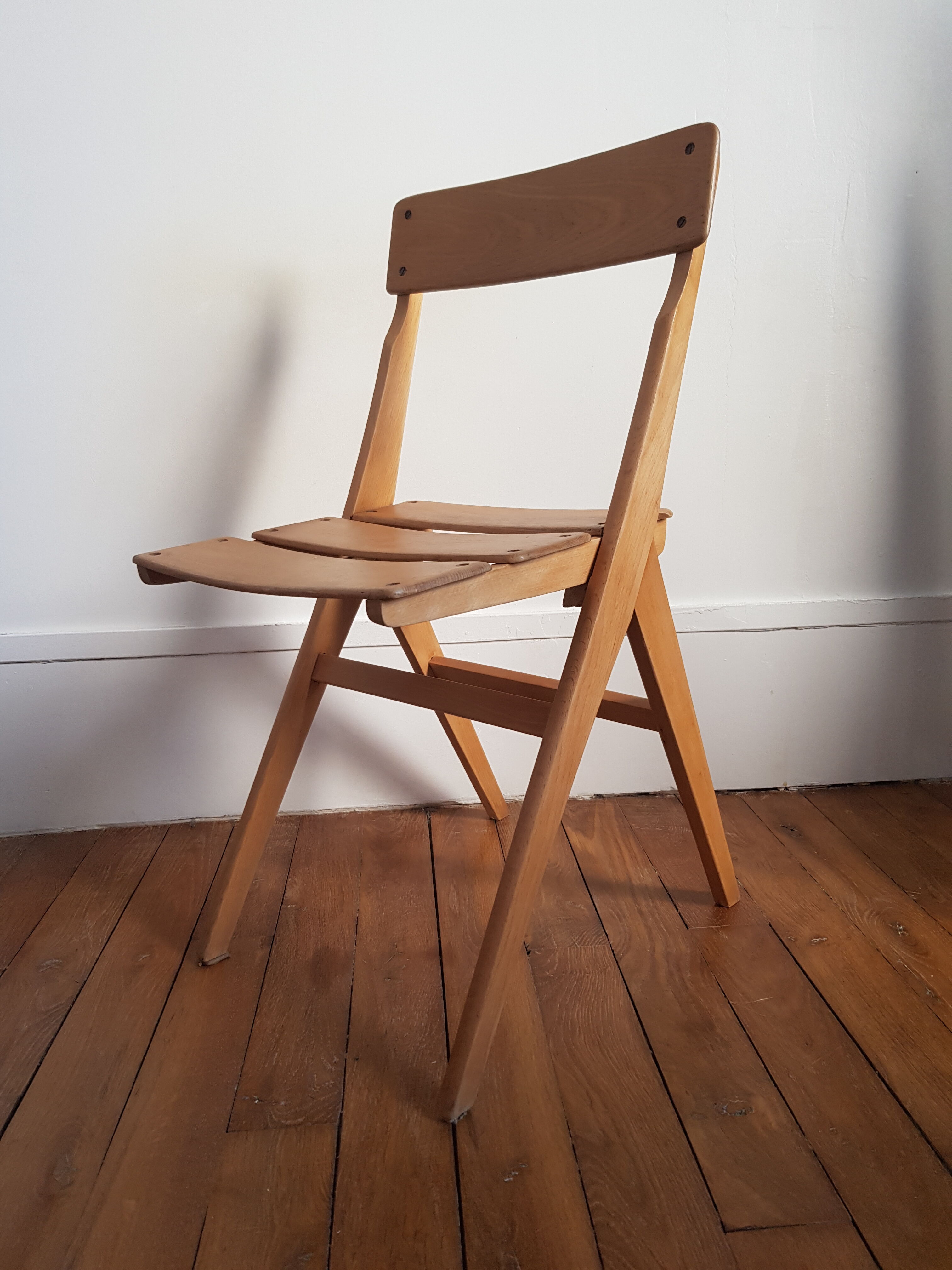 Chaise enfant vintage en bois