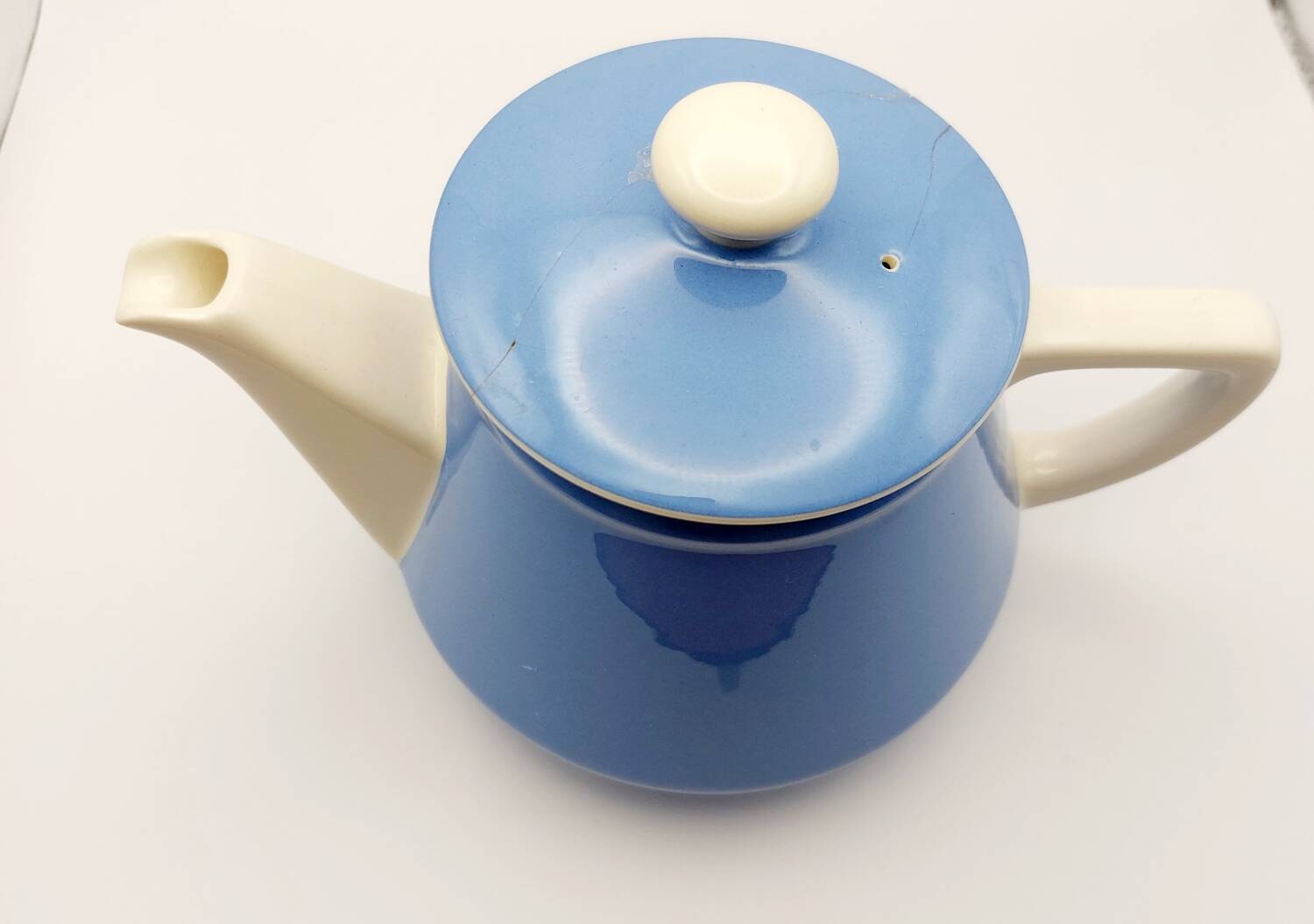 Villeroy & Boch blue teapot