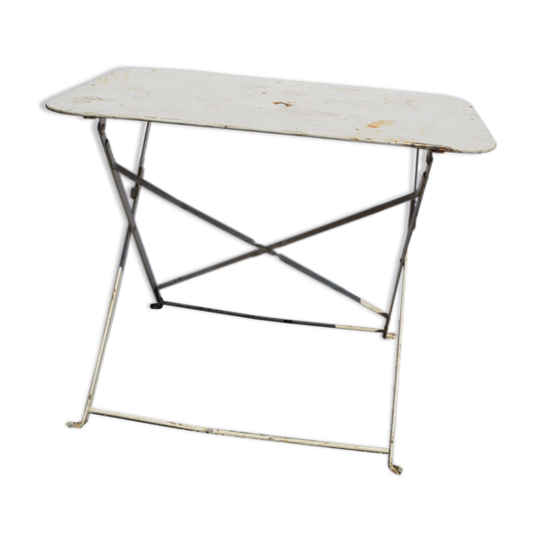 Table de jardin pliante en fer