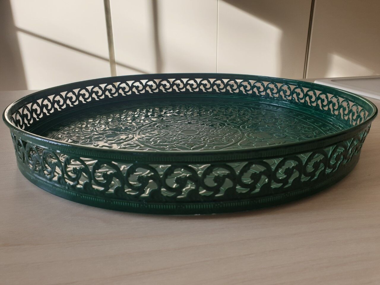 Painted sheet metal tray