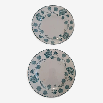 2 plates model geraniums. Sarreguemines