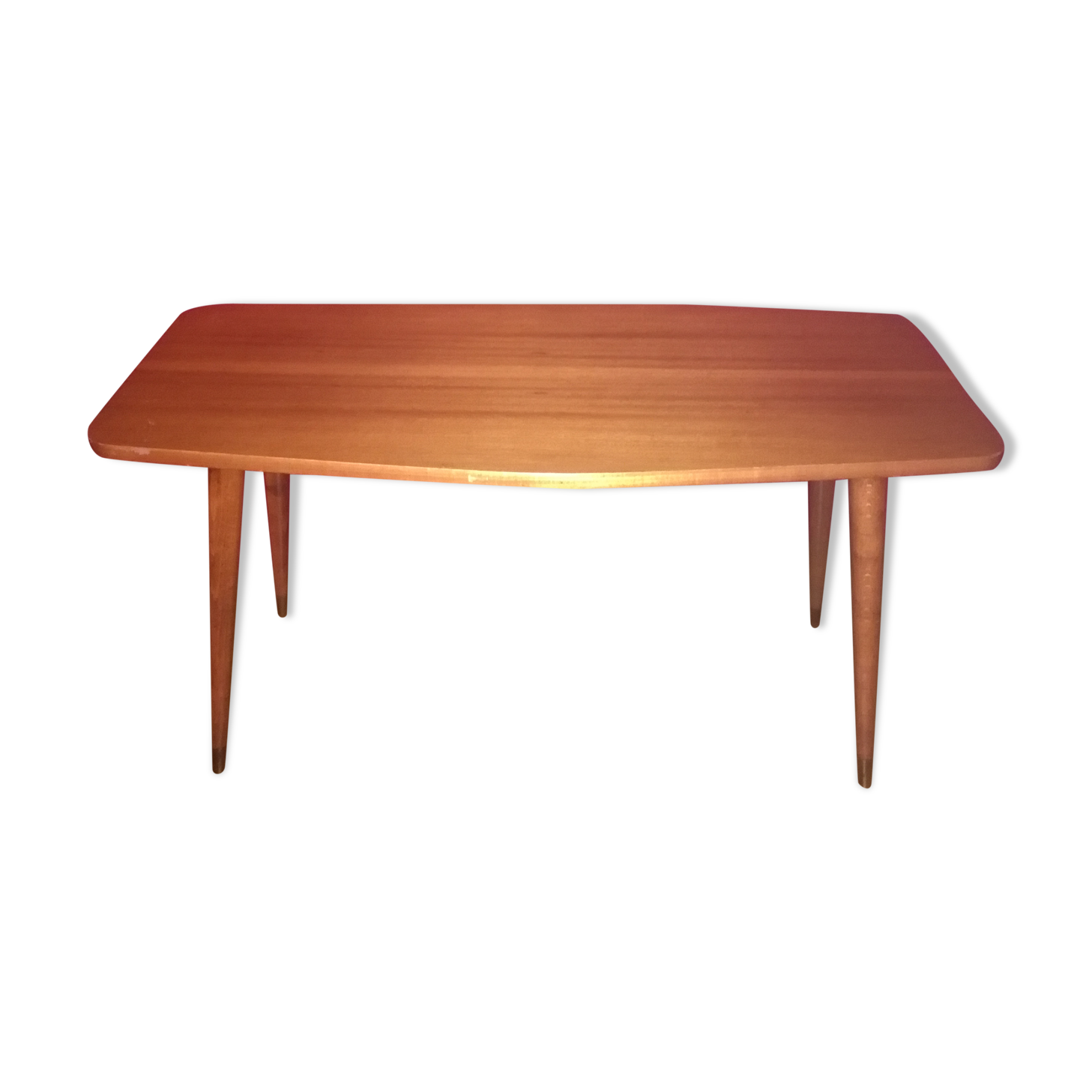 Table low Scandinavian style