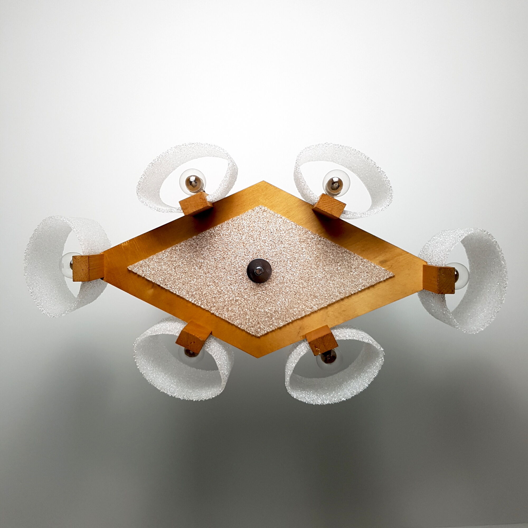Chandelier Scandinavian 6 fires of wood and perspex vintage