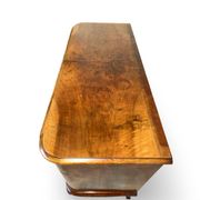 Italian art deco burl walnut chest of drawers, 1930s/1940s