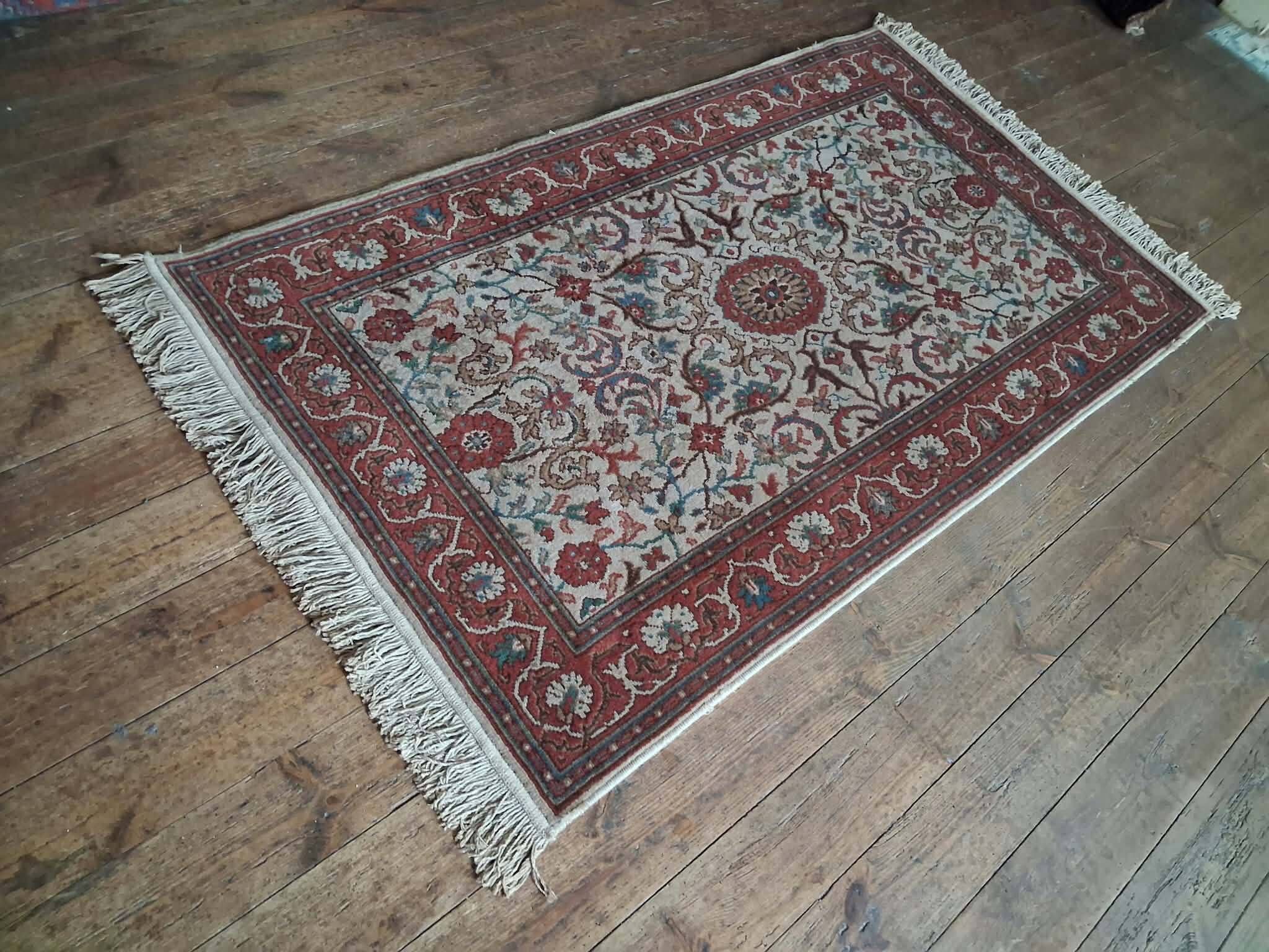 Oriental style rug 160x91cm