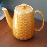 Ceramic teapot