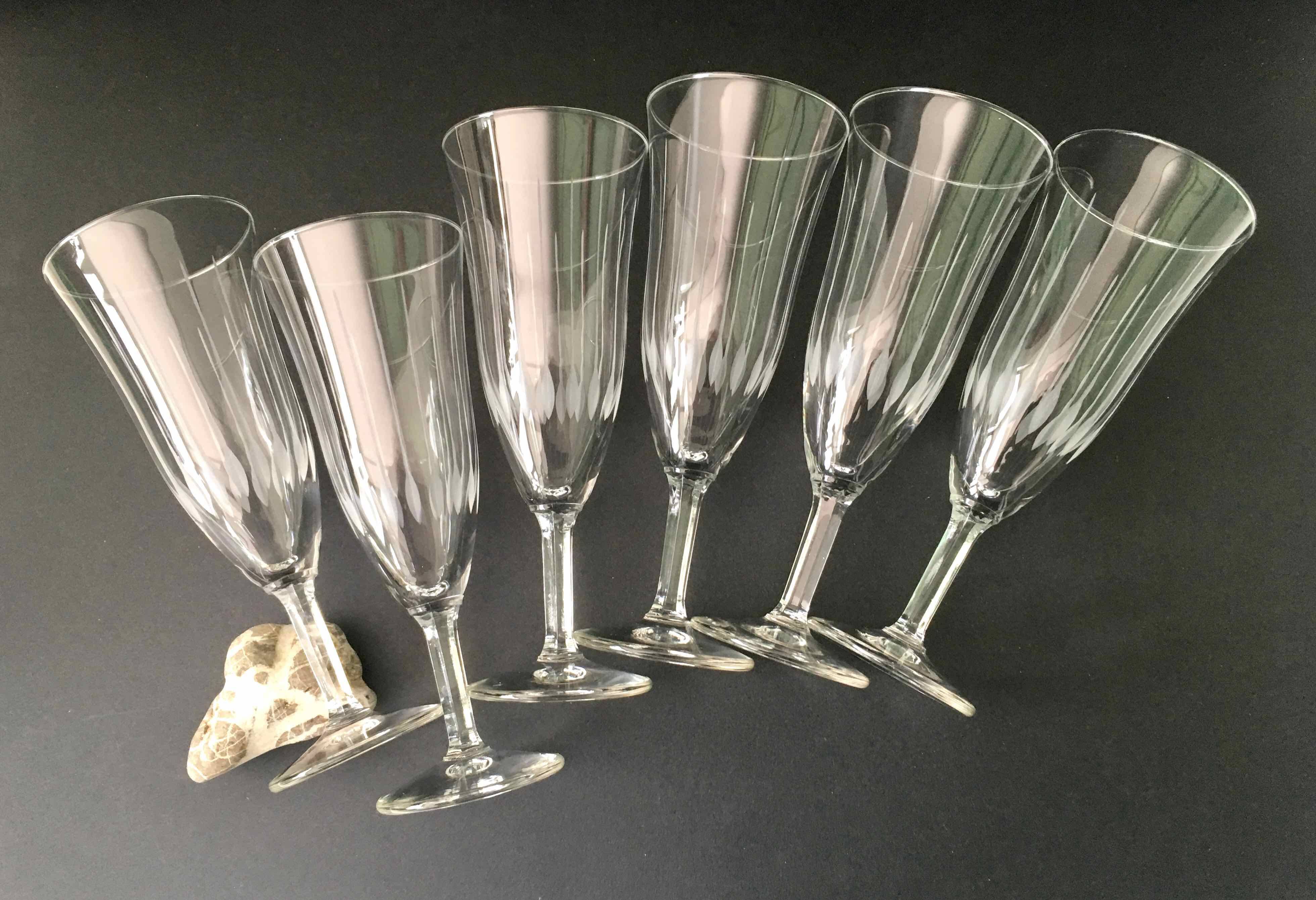6 chiseled glass champagne flutes