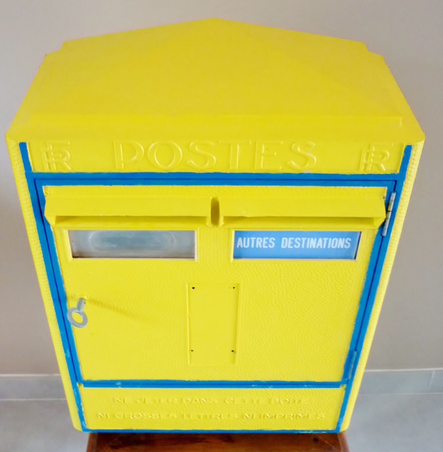 Double mailbox reformed, La Poste Dejoie Nantes 1969
