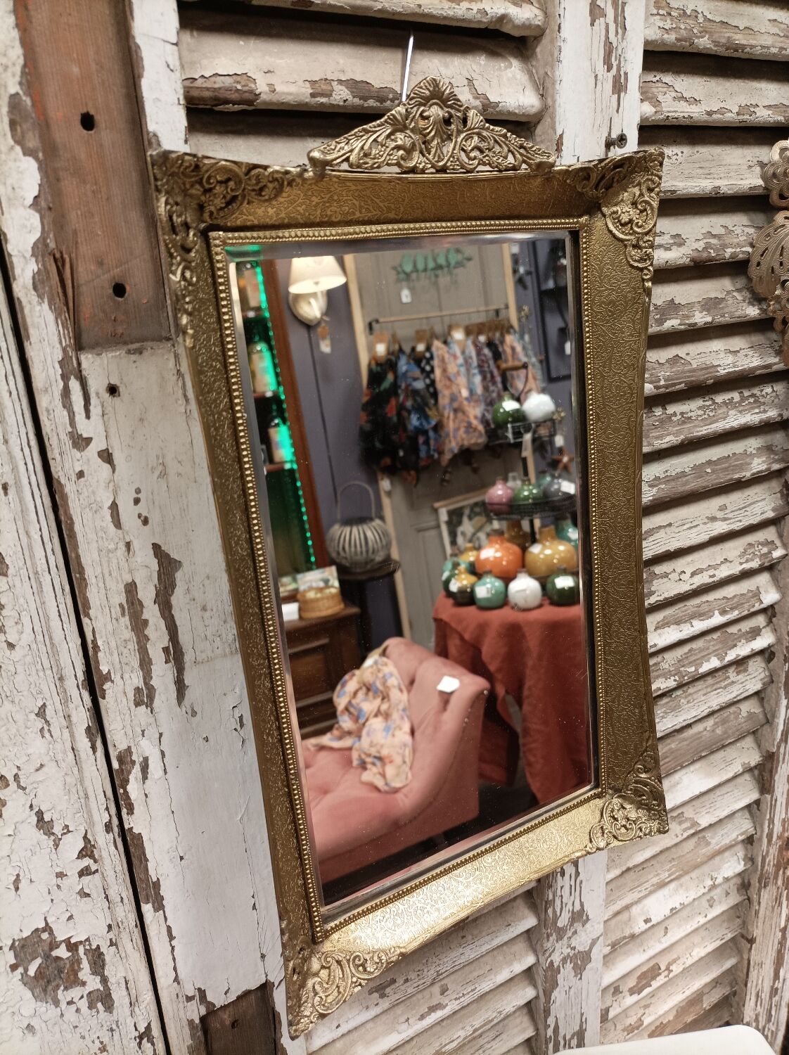Scalloped and bevelled rectangle mirror