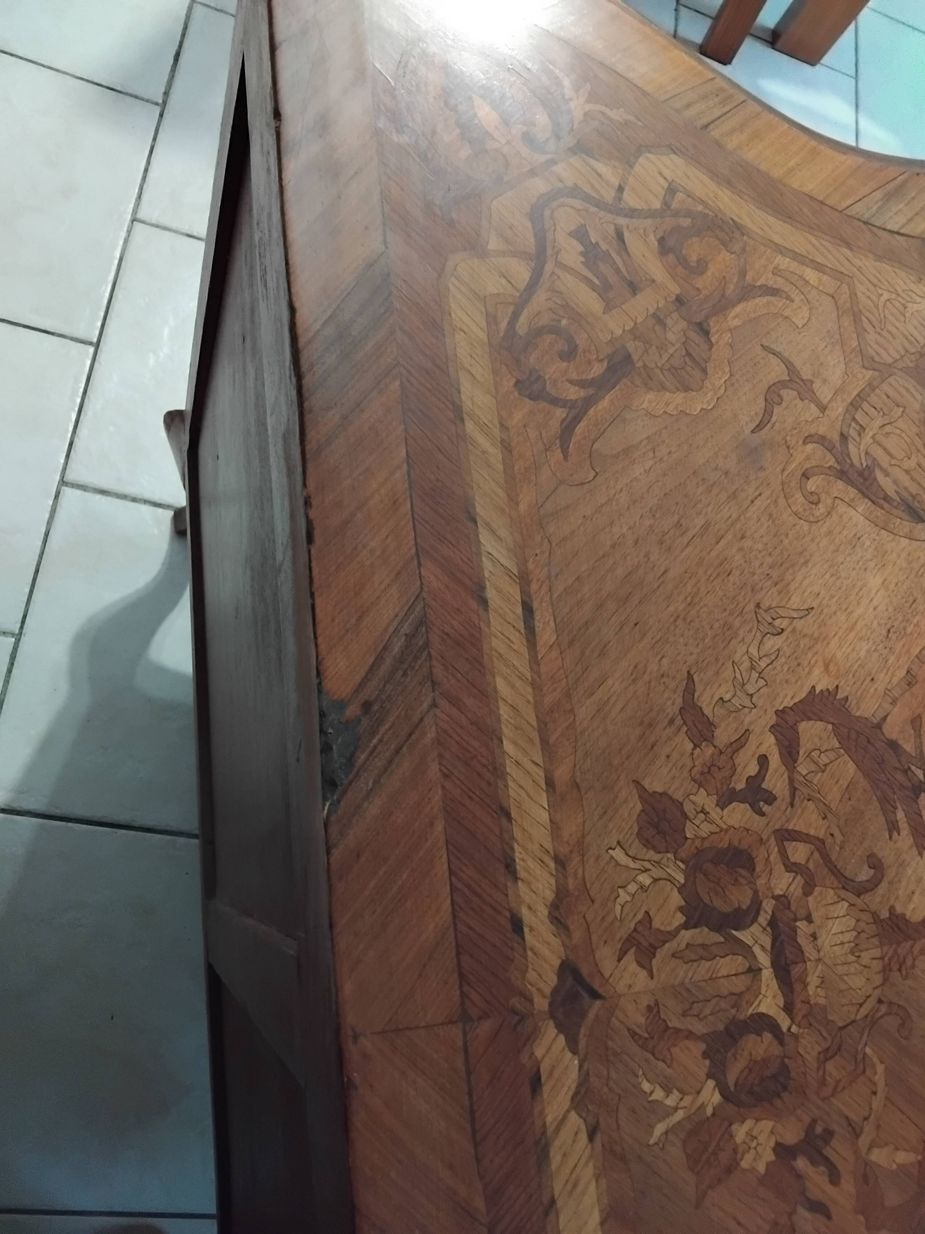 Antique louis xv style chest of drawers