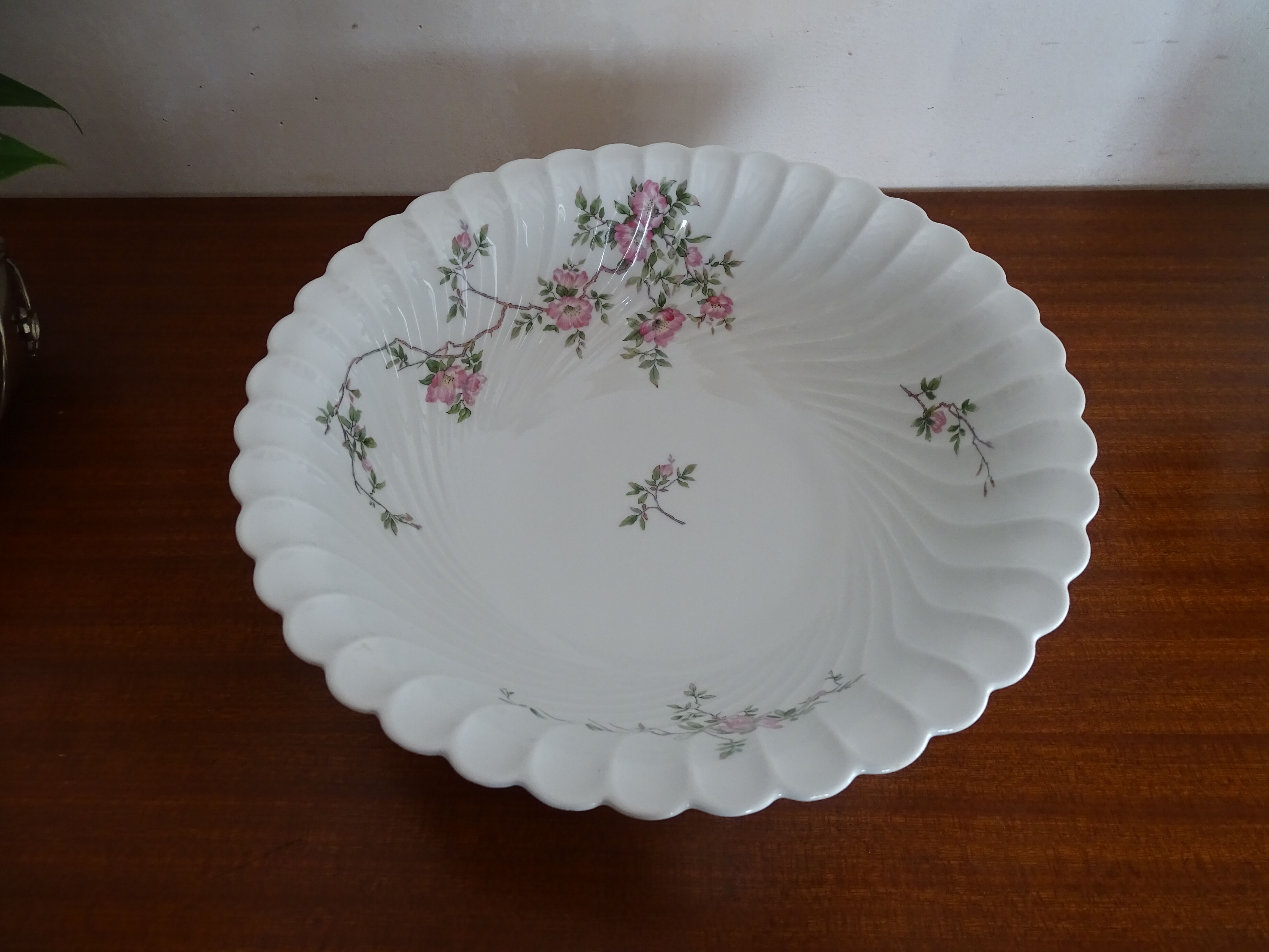 Salad bowl hollow dish porcelain Limoges Haviland