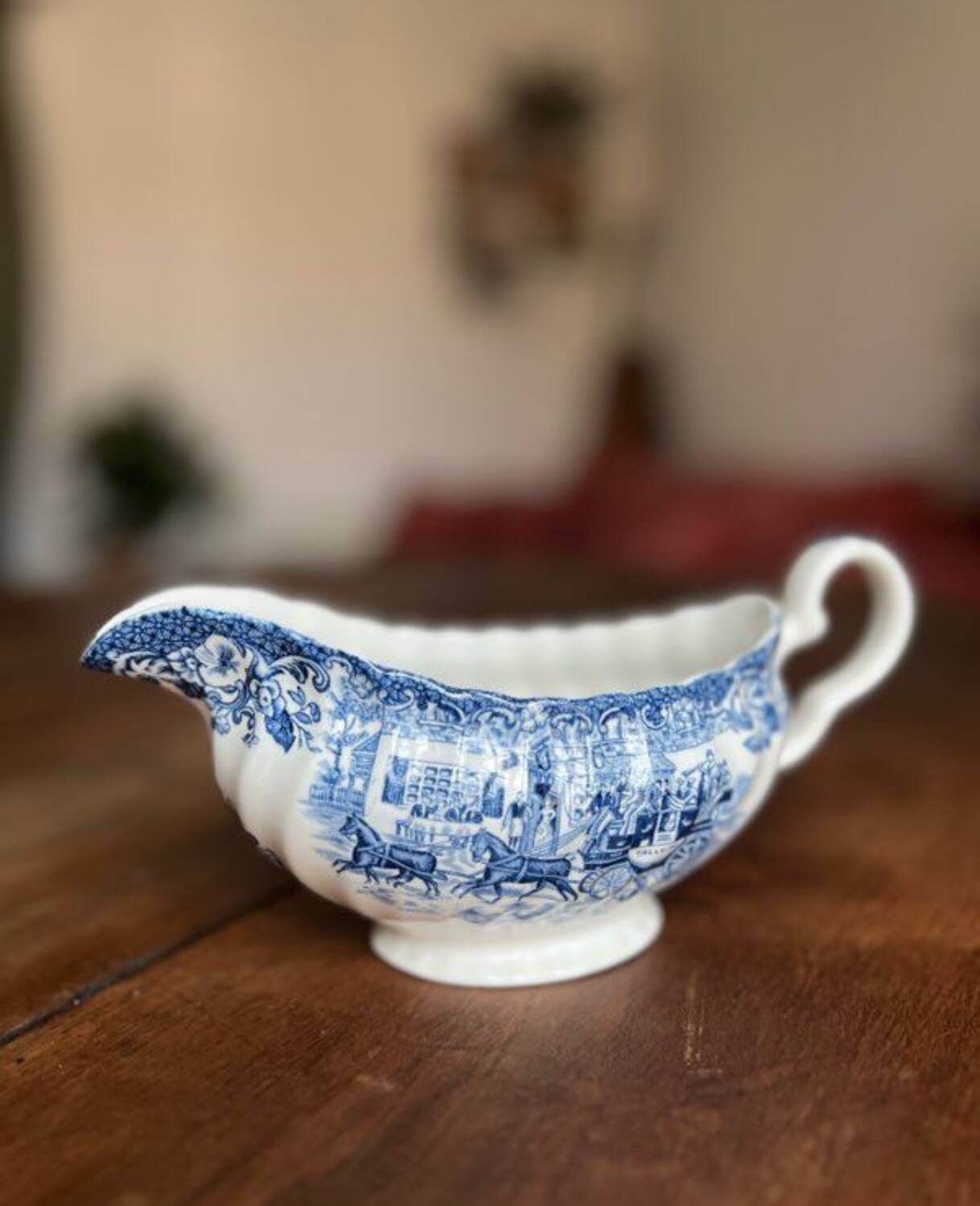 Saucier en faïence bleu de Enoch Wedgwood - Royal Homes of Britain