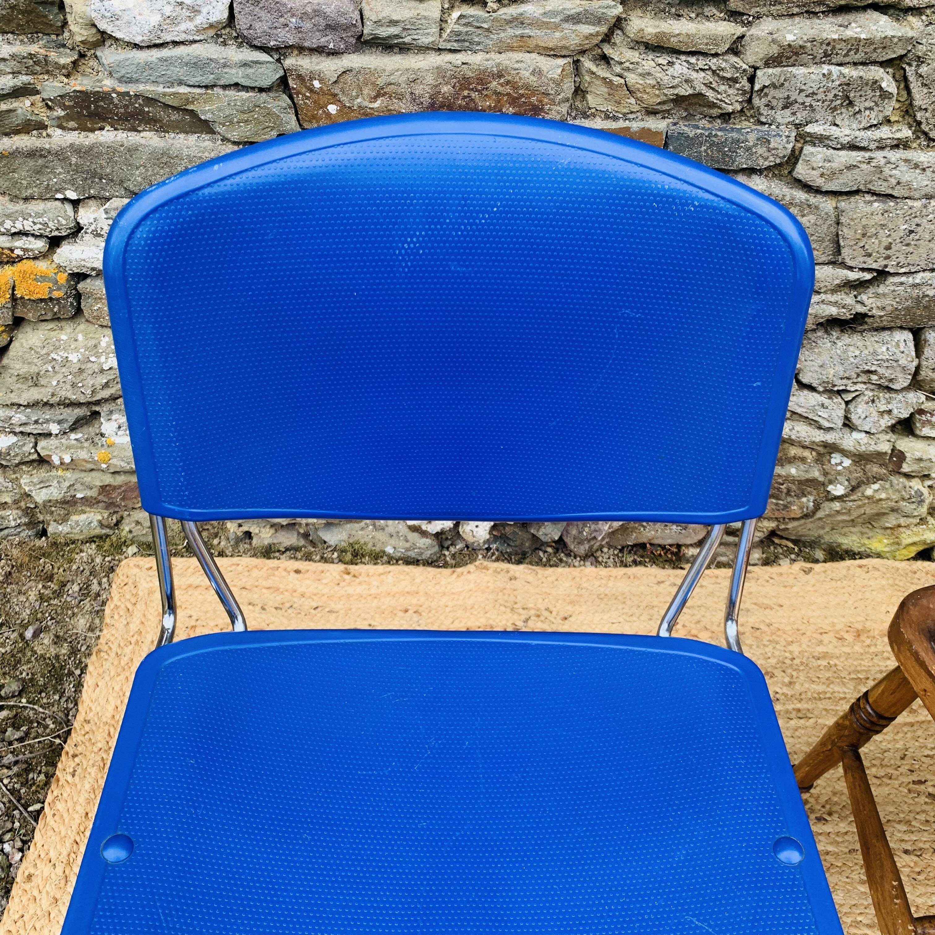 Ensemble de 4 chaises dépareillées