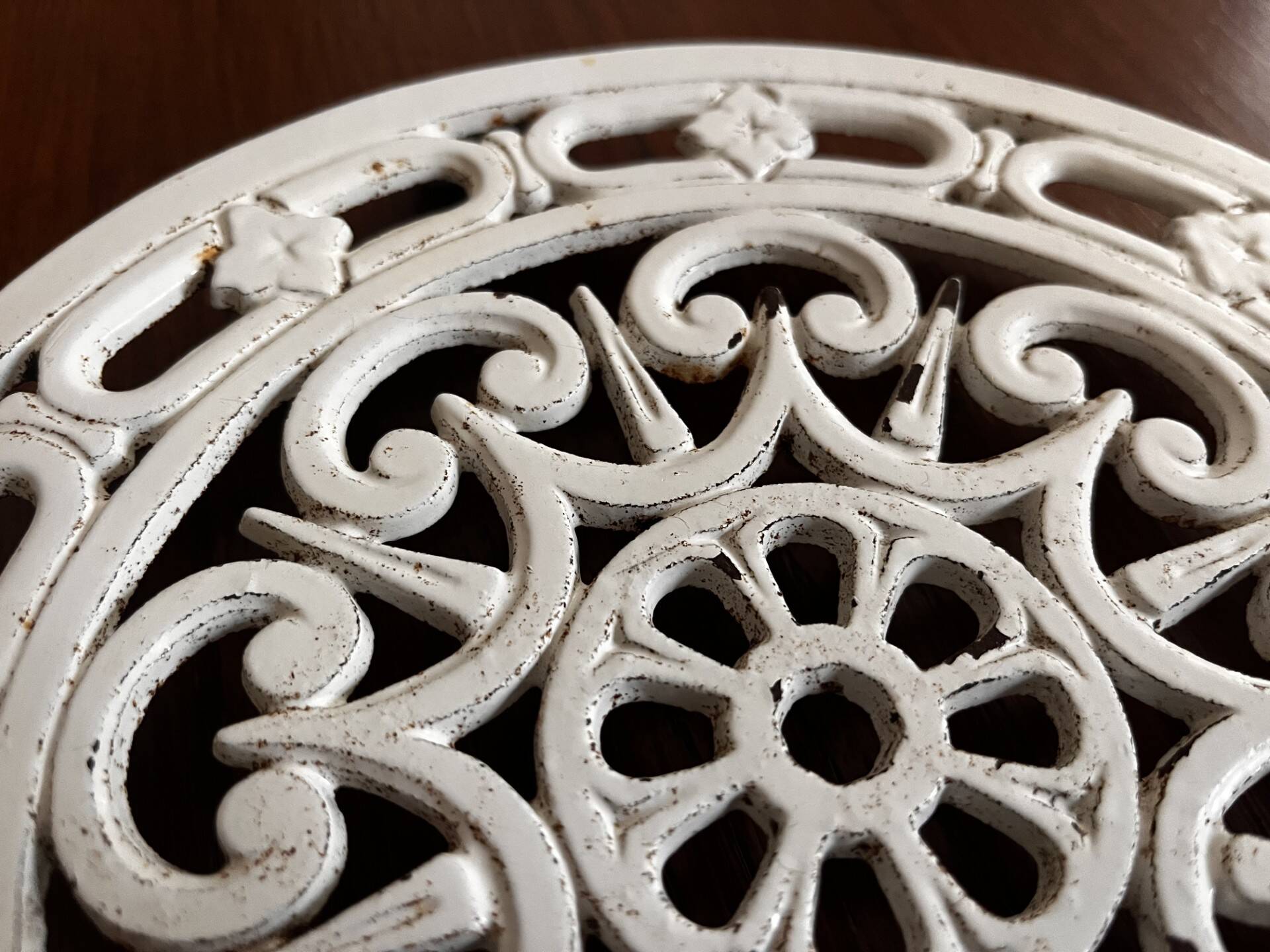 Cast iron trivet