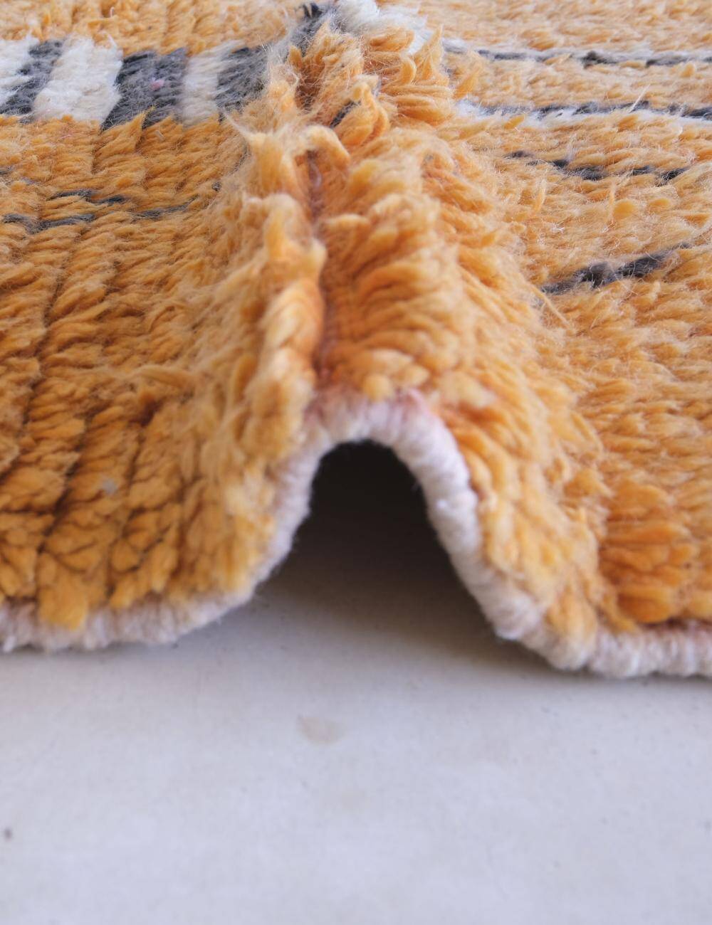 Orange Berber Rug - 272 x 163 cm
