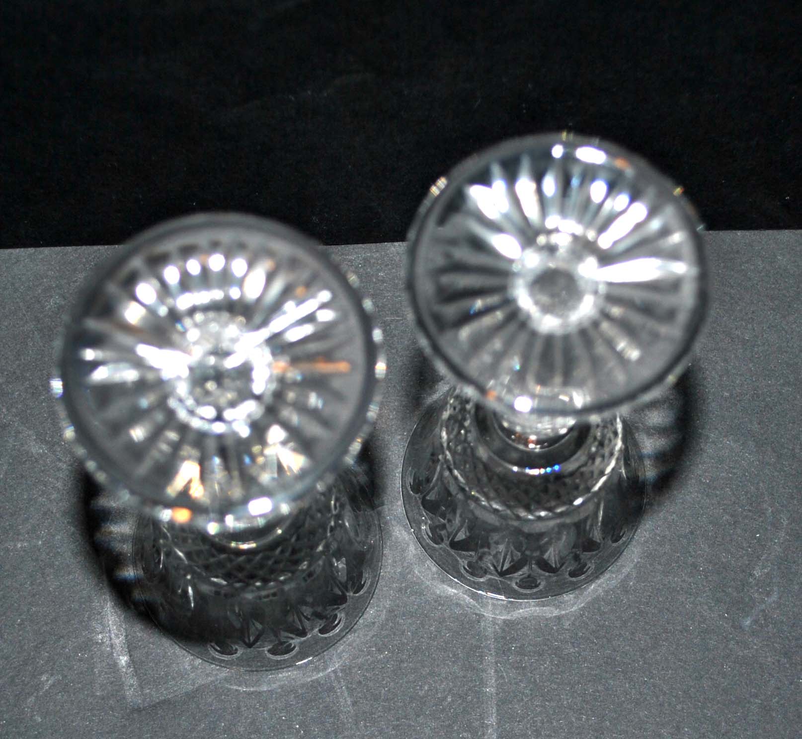 Set of 2 Tommy liqueur glasses in cut crystal of Saint-Louis 9.5cm