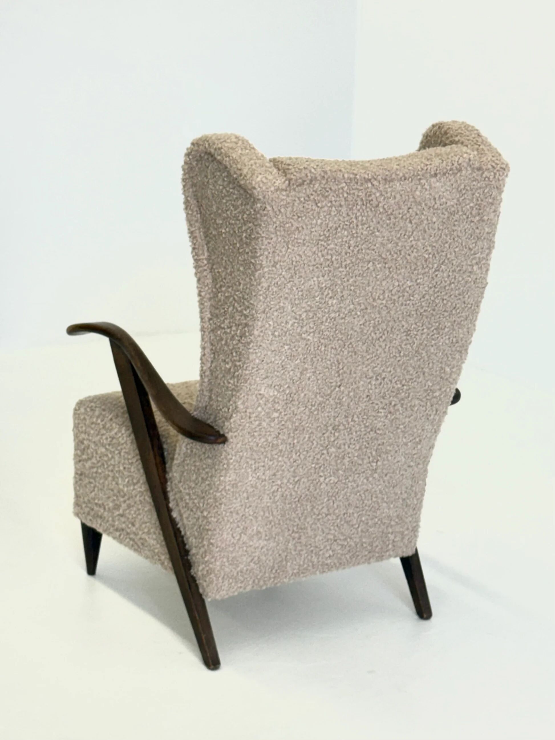 Melchiorre Bega armchair in beige bouclé
