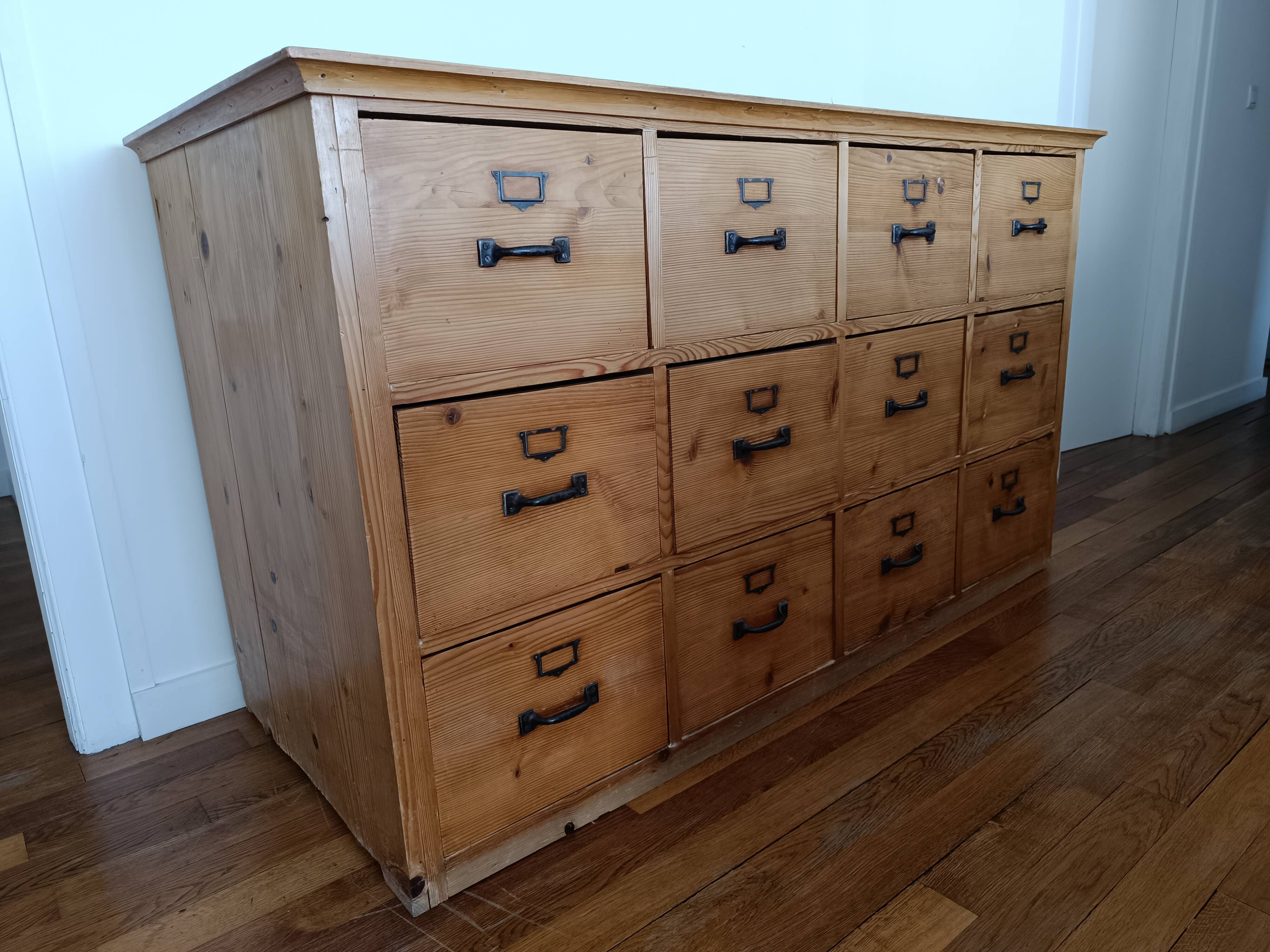 Craft fir furniture with drawers
