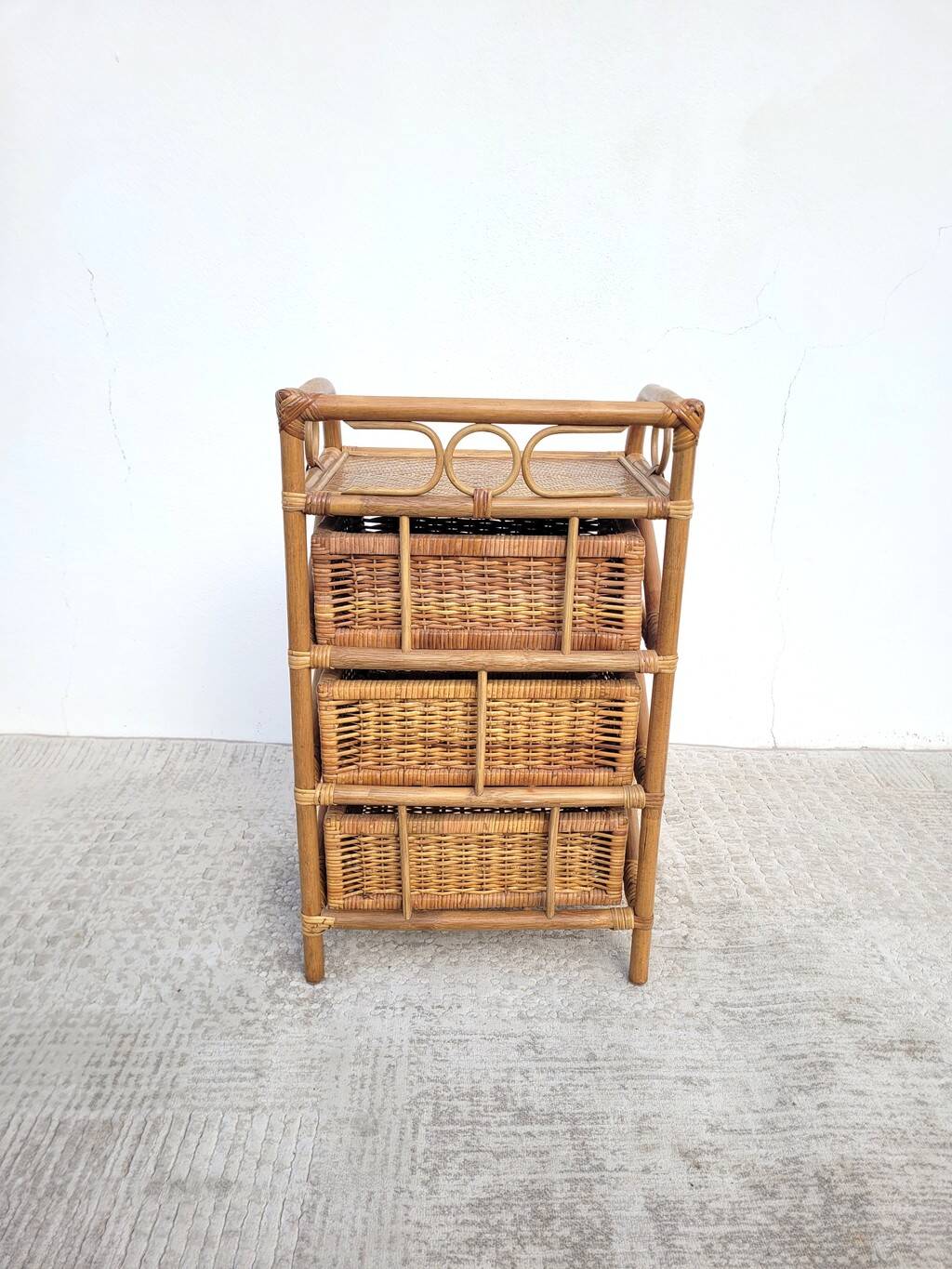 Rattan storage chest of drawers with 3 drawers