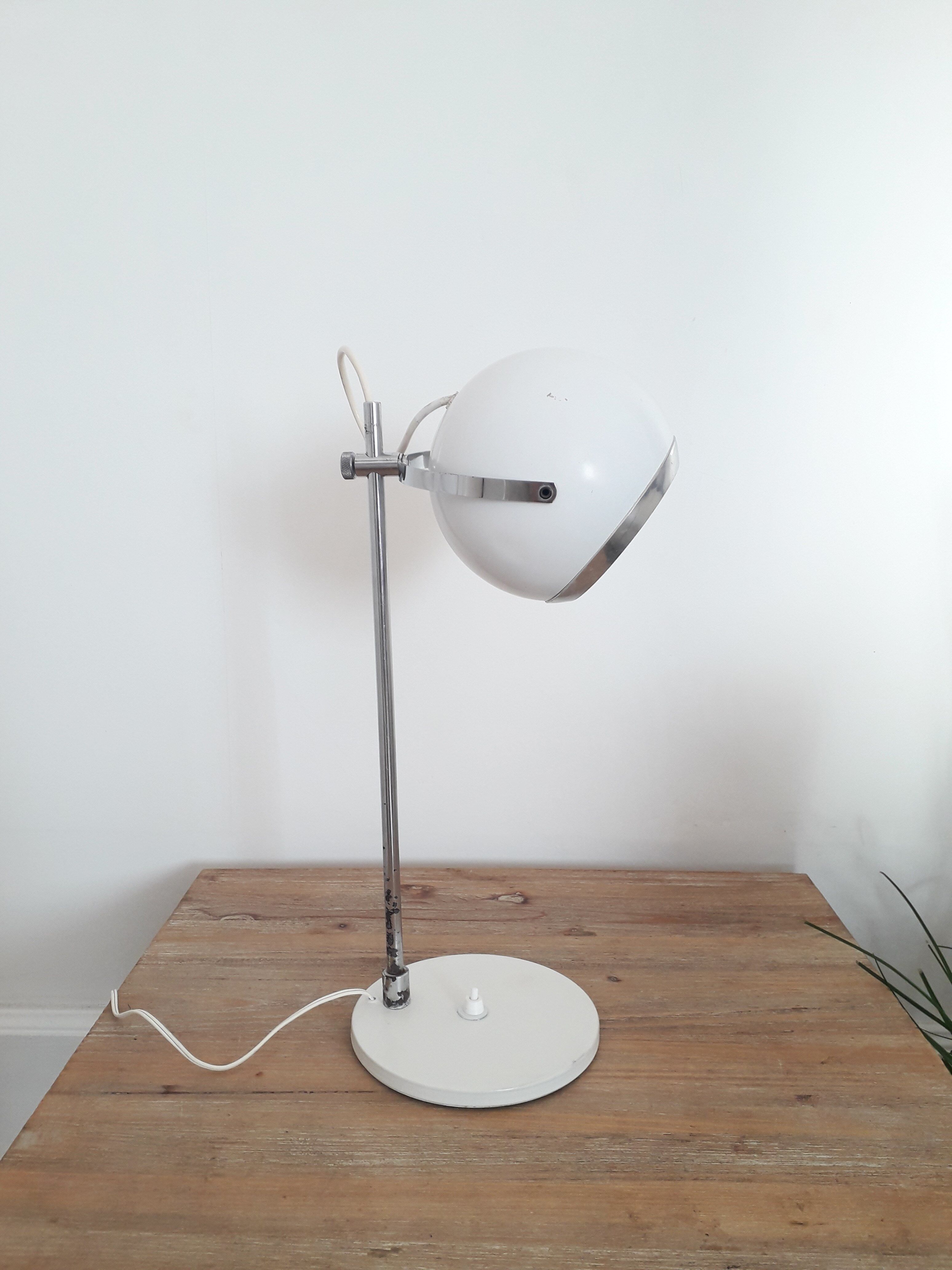 Large lamp Space age EyeBall lacquered white 1970