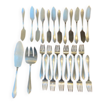 Serving cutlery and fish cutlery 26 pieces in silver metal