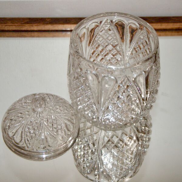 Glass/crystal candy cookie bucket