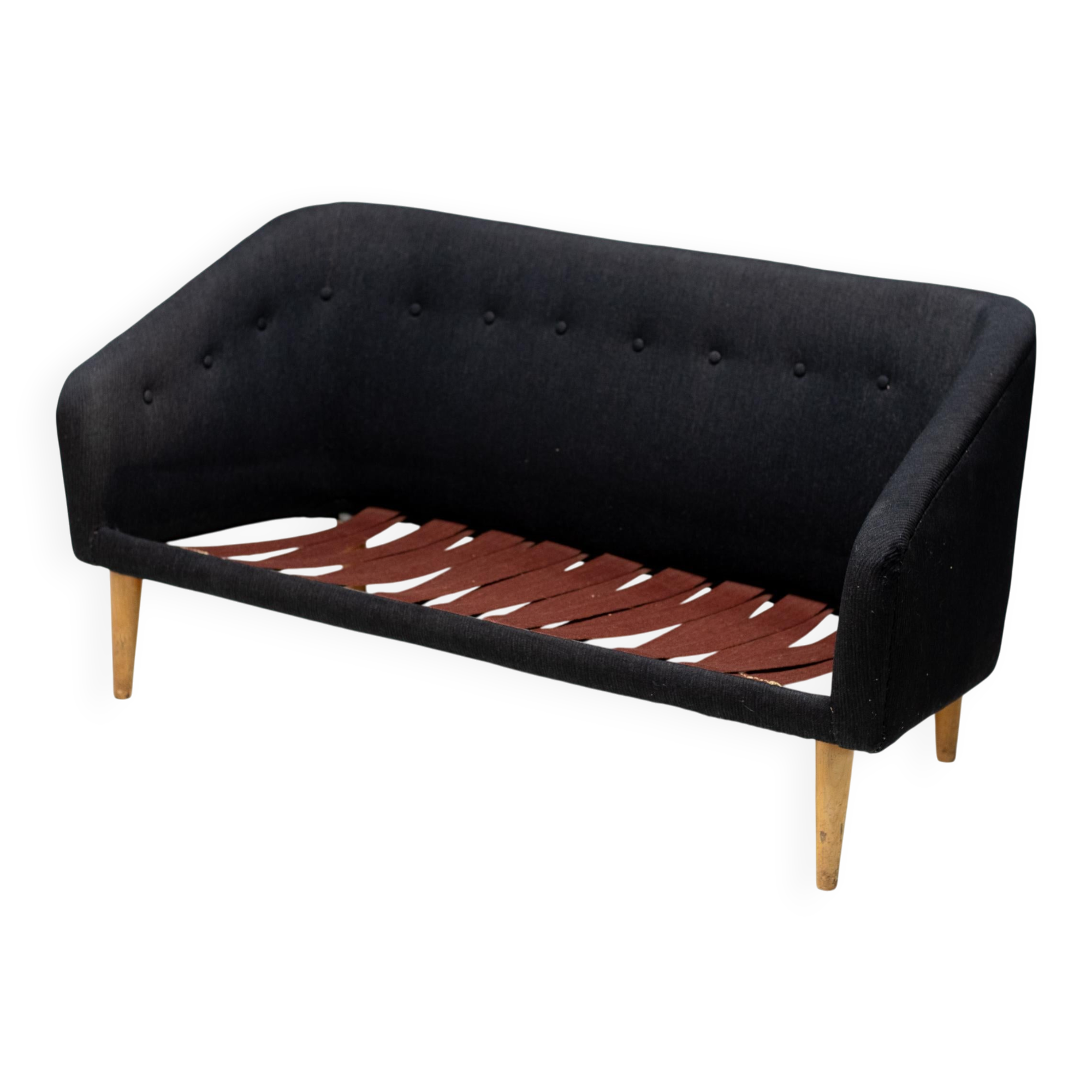 The Modern Scandinavian Classic Mid-Century Modern Sofa