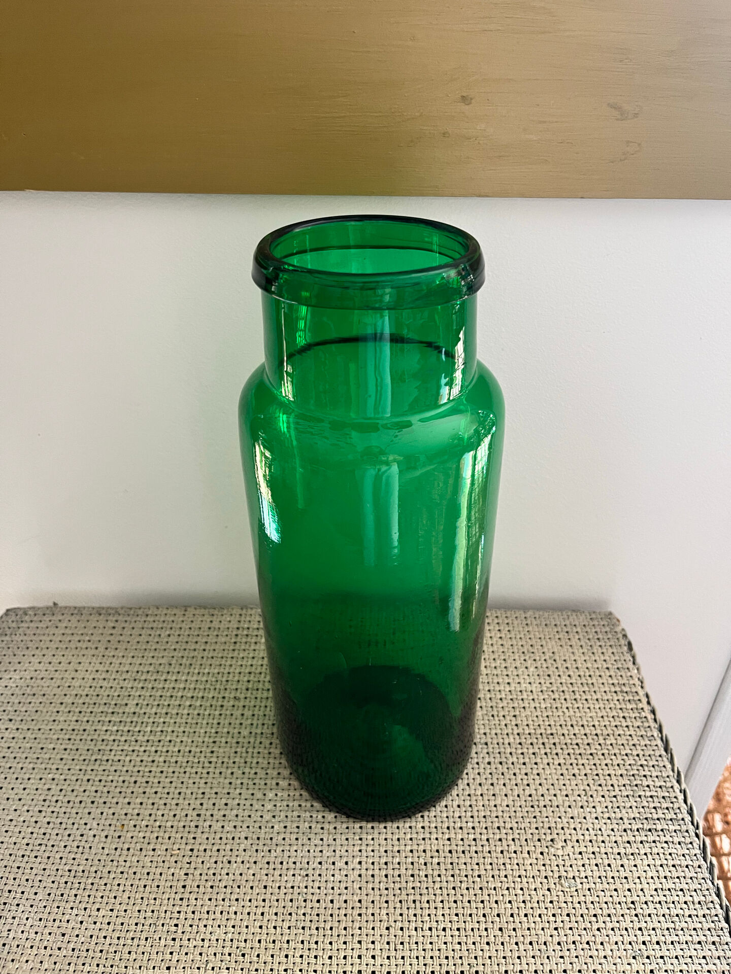 Green vase