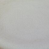 Empty white pocket in cracked ceramic matte François Chatain cup plate