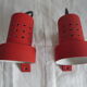 Appliques rouges vintage Aluminor