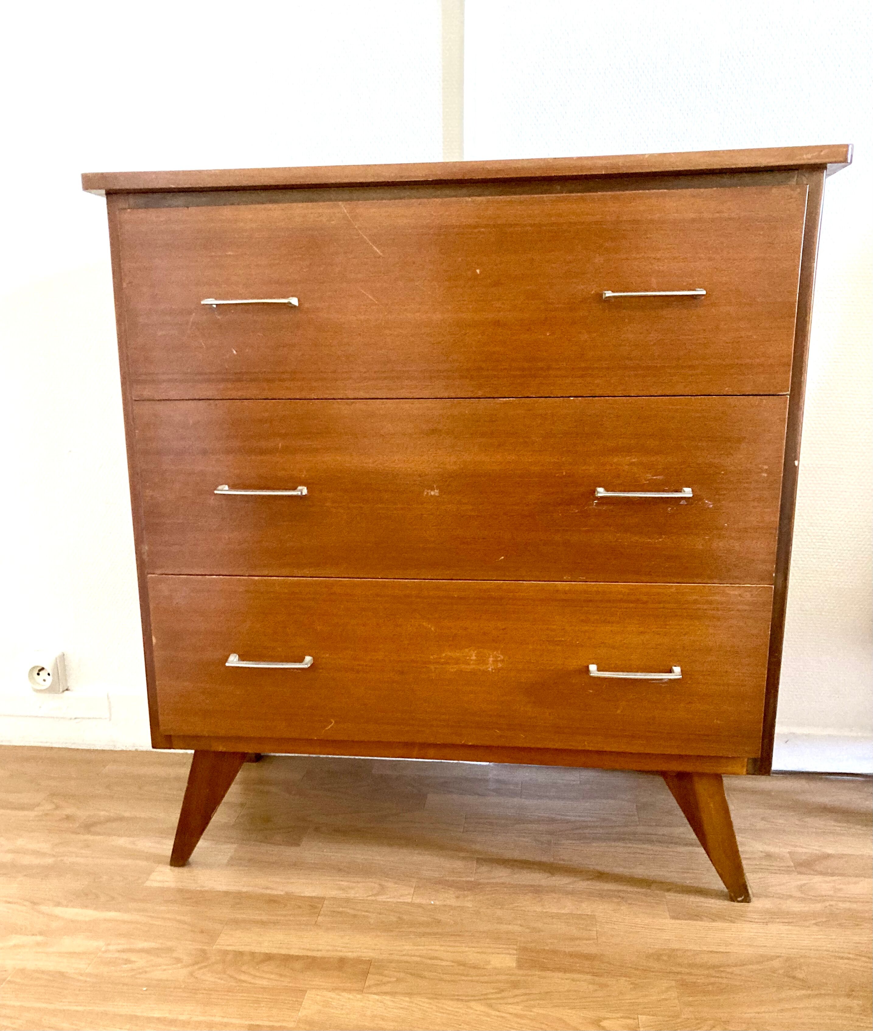 Vintage chest of drawers year 50