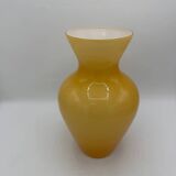 Vase opaline