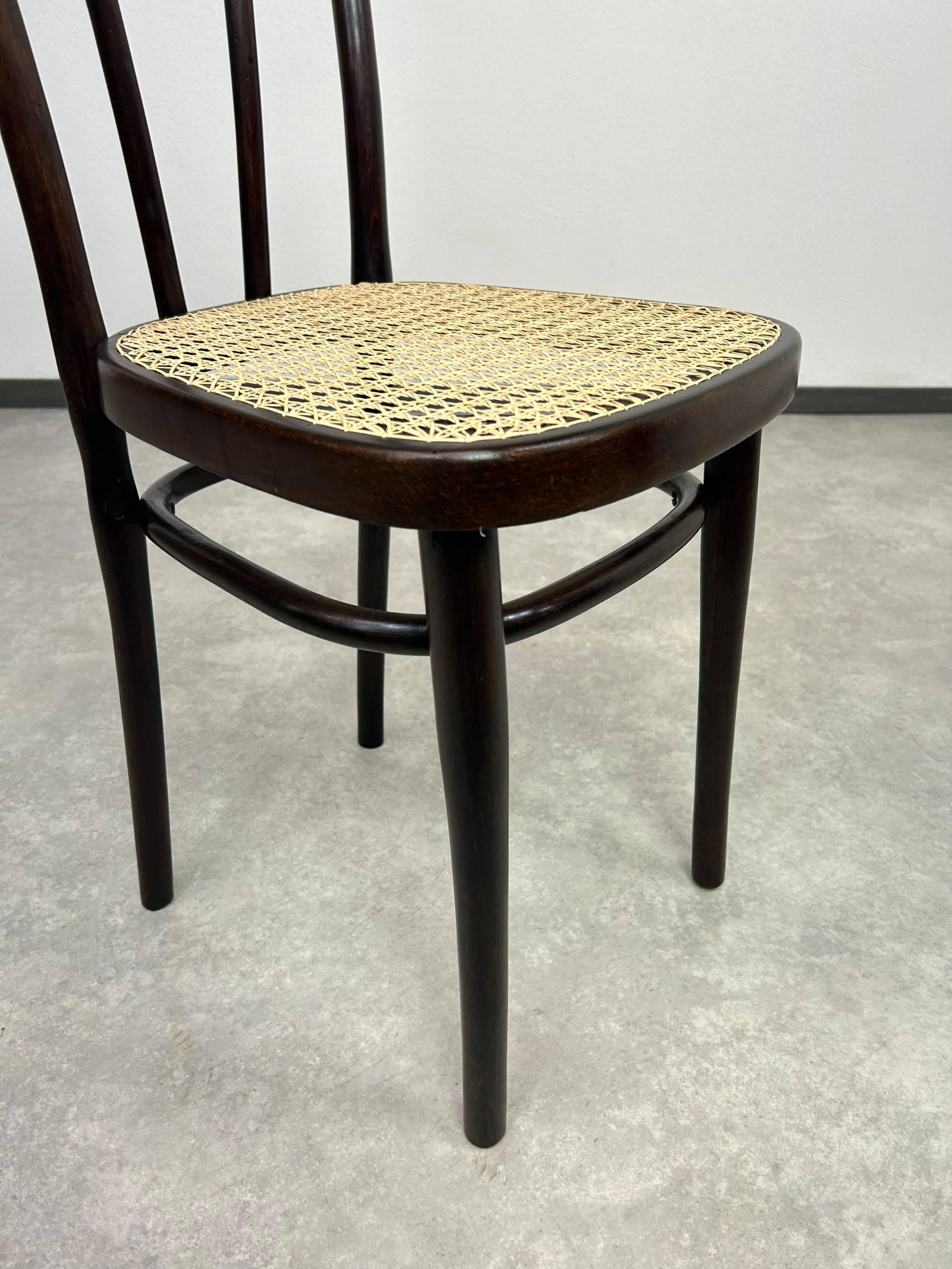 Thonet dining chair no. 103
