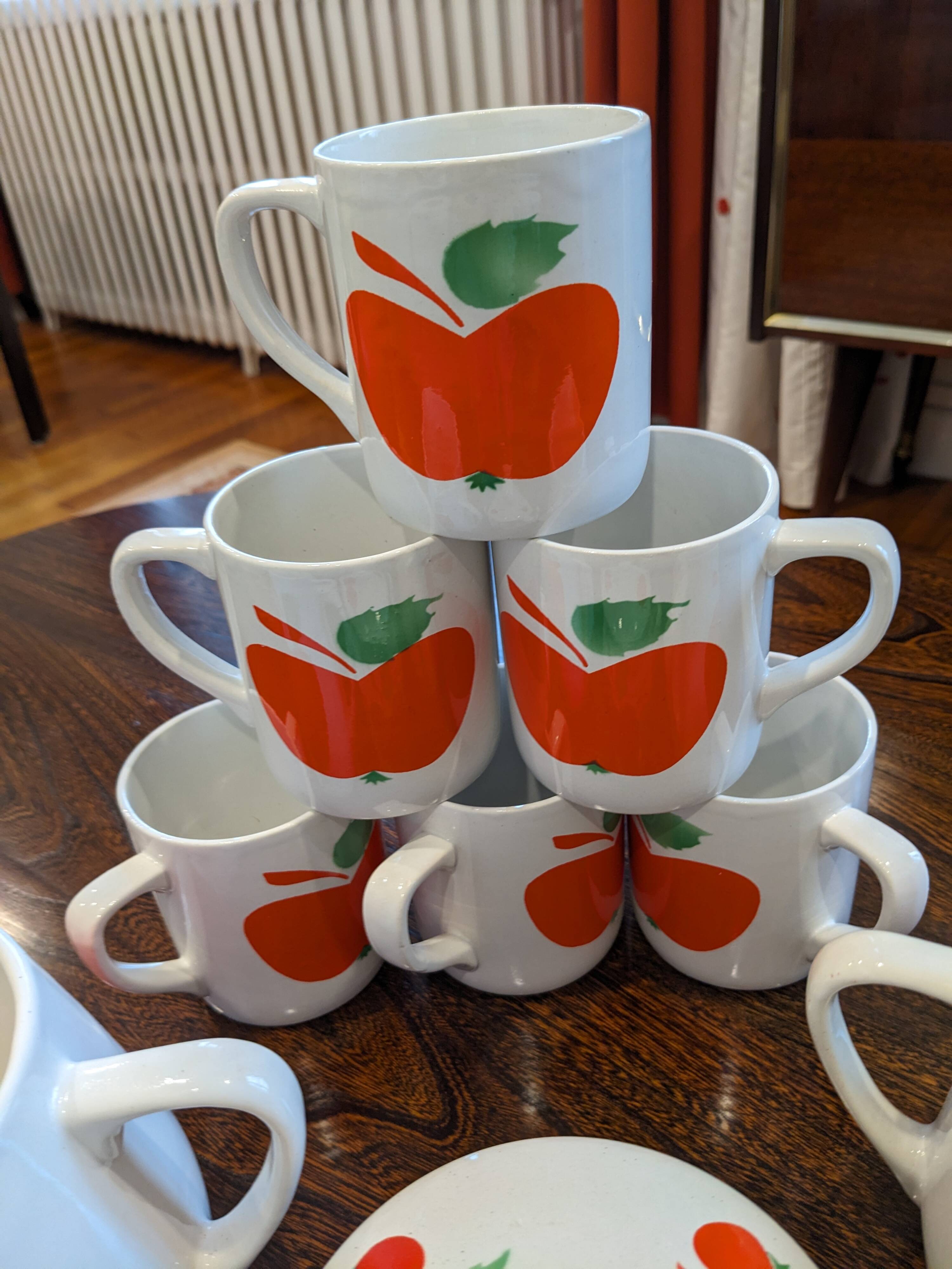 Granite mug, pitcher and sugar bowl set