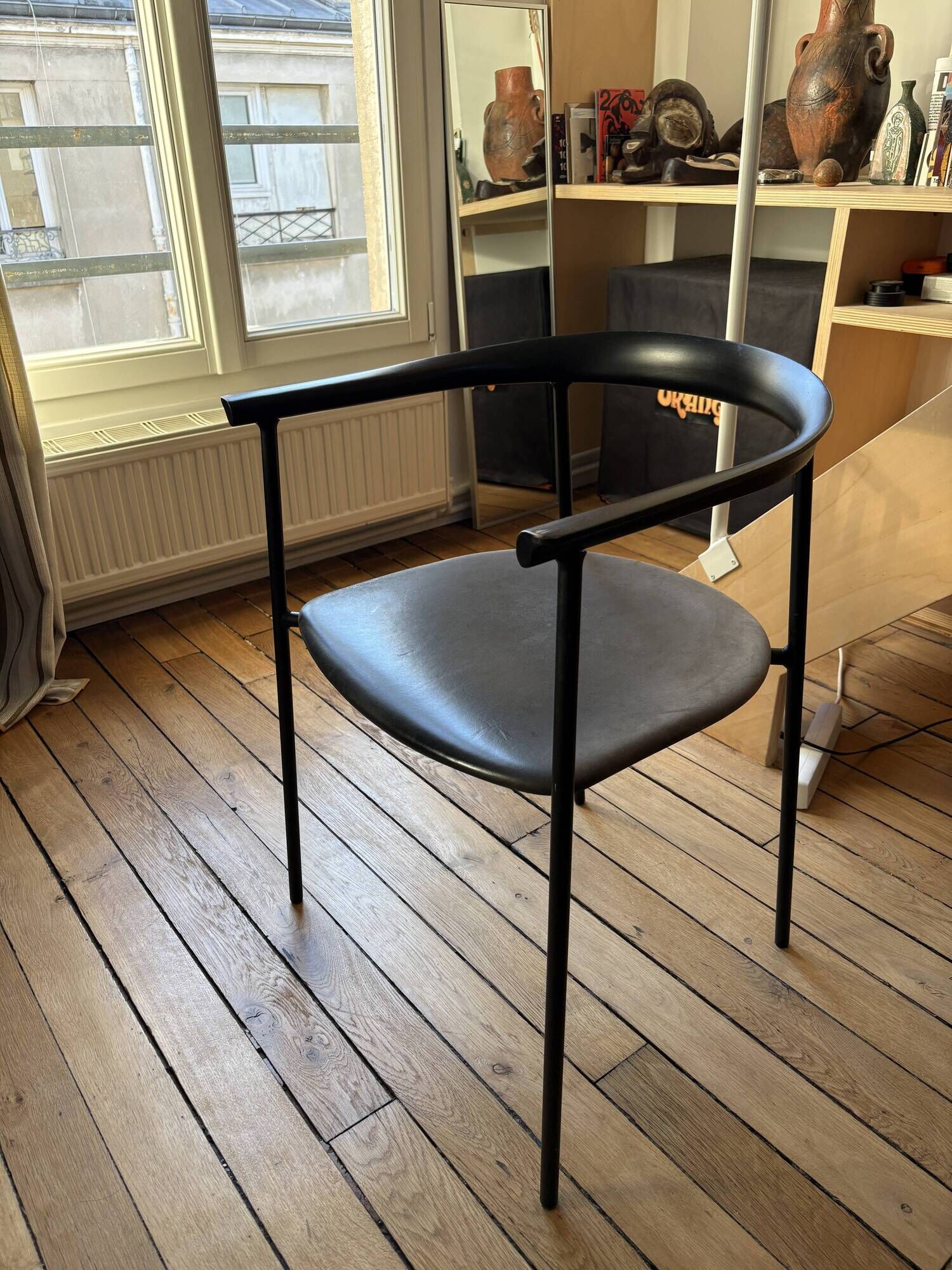 Takt Arc Chair Black
